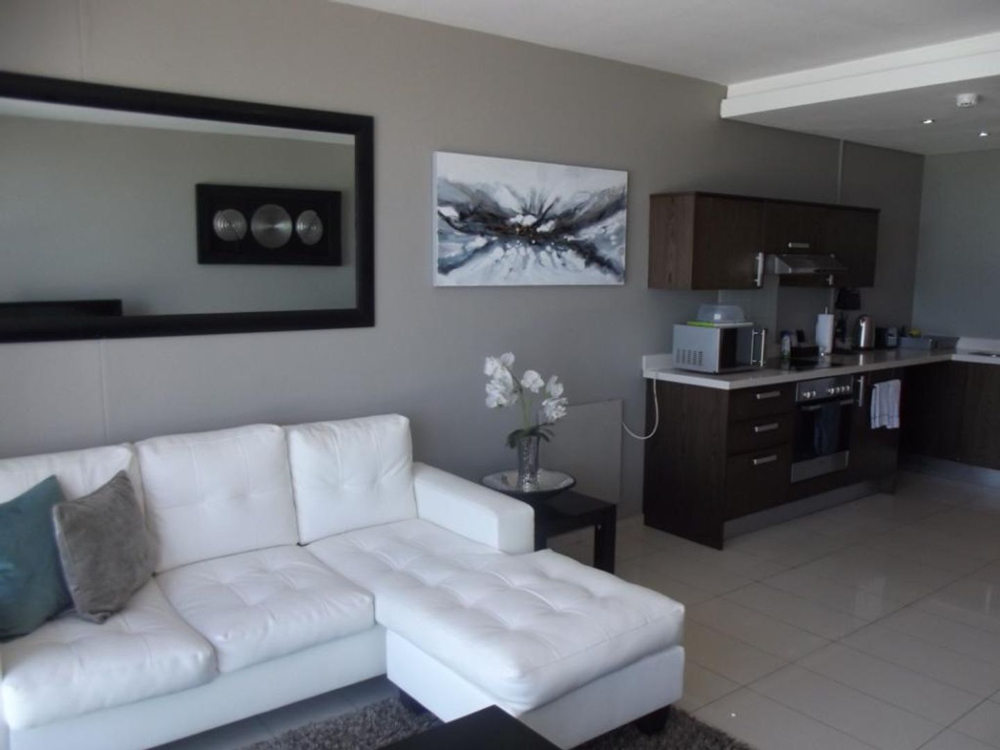 2 Bedroom Property for Sale in Bloubergrant Western Cape